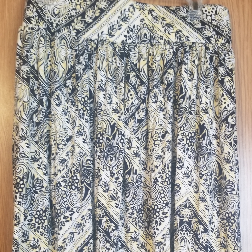 Knee length skirt